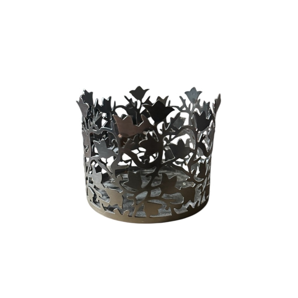 2 candle holders
